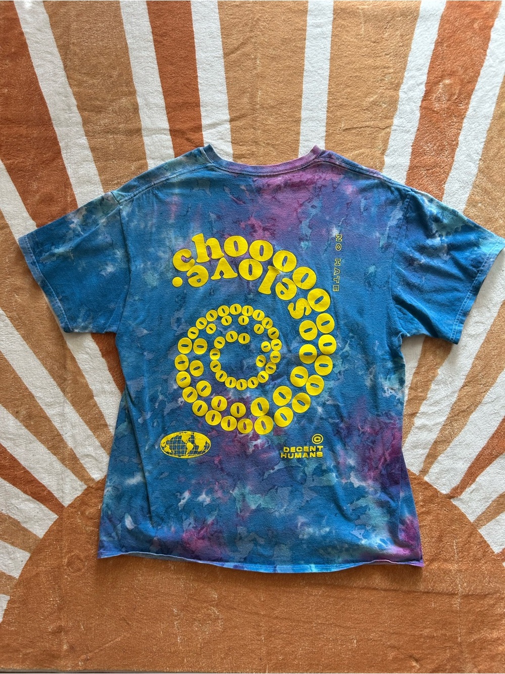 PacSun Men’s Blue & Purple Tie-Dye Spiral Graphic Tee